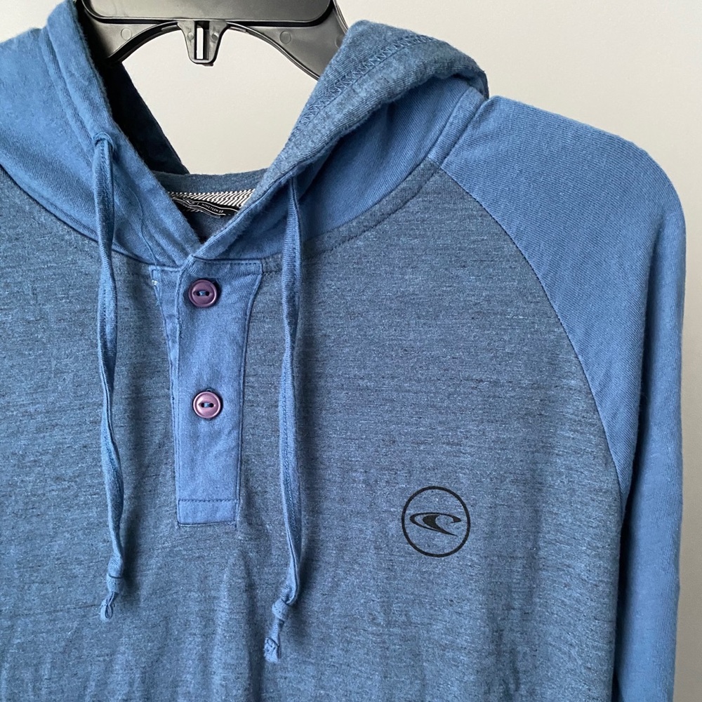 o’neill hooded long sleeve tee